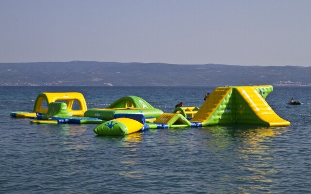 A7 - apt With 2 Balconies, 5 min Walking to Beach