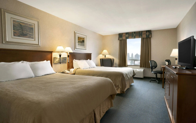 Travelodge by Wyndham Valleyfair Shakopee
