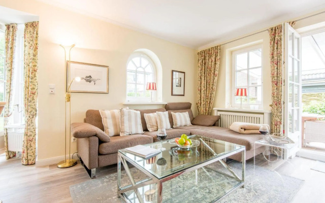 Haushaelfte B_ Wenningstedter Weg