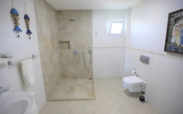 Villa Ruya,with Swimming Pool & Stunning sea Views