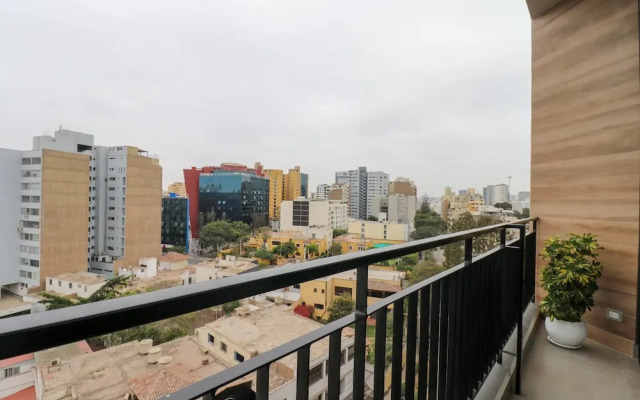 w Comfortable 1BR w Modern Balcony in San Isidro