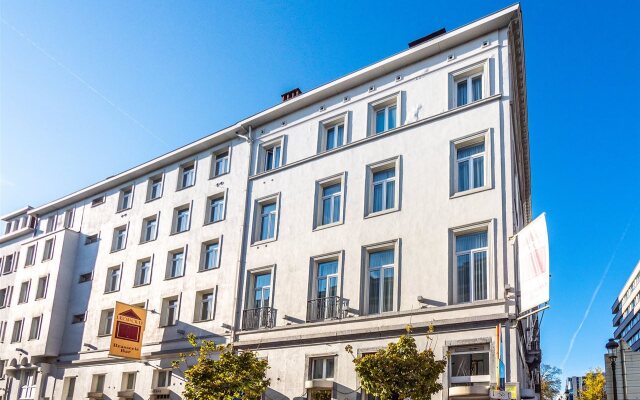 hotelImage