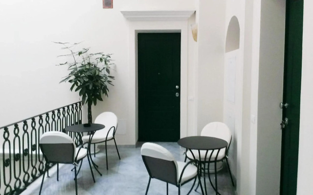 Central Gallery Rooms