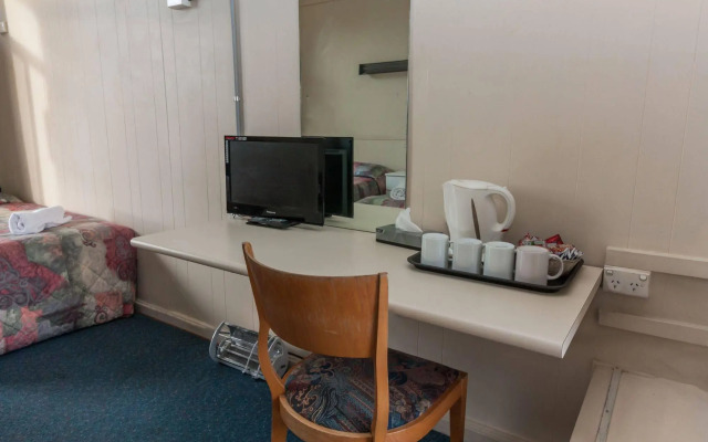 Moruya Waterfront Hotel Motel