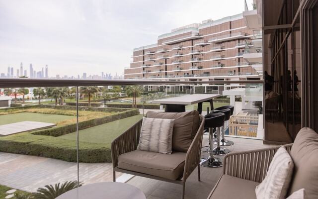 Palm Perfection 3BR with Private Beach