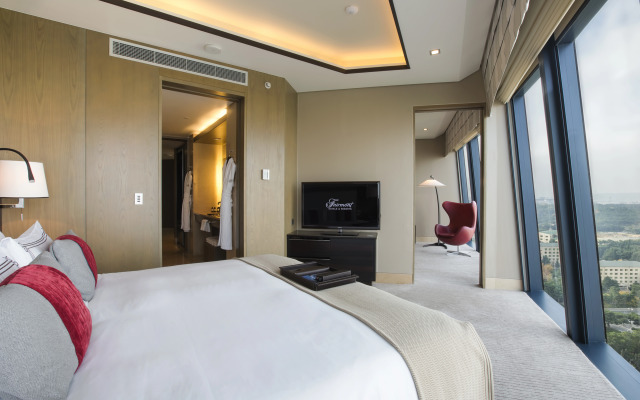 Fairmont Baku - Flame Towers
