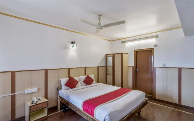 Hotel Shivaal`s Residency