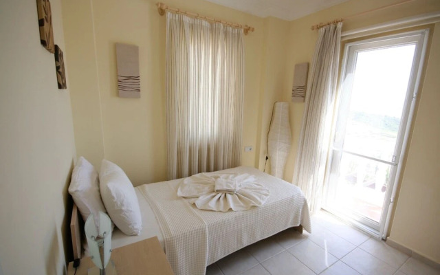 Important Group Turqouise Villa Katrina