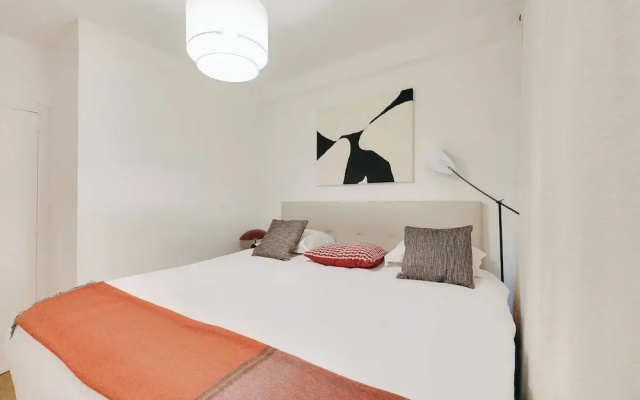 Beautiful Apartment 2br/6p - Eiffel Tower