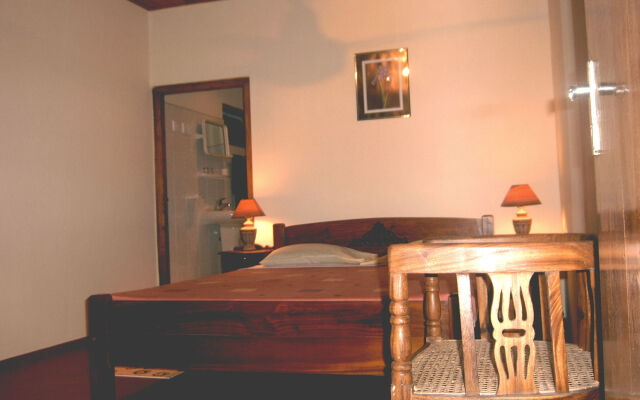 Rainforest Lodge