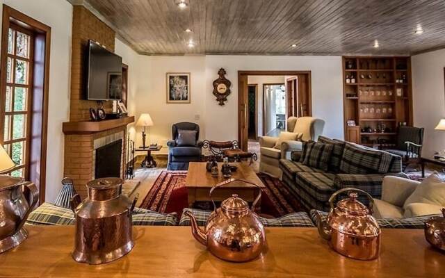 Paradise Hotel Boutique