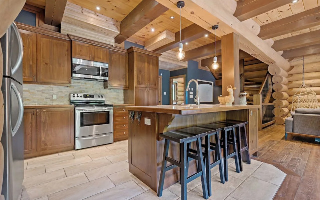 L Imprévu by Tremblant Platinum