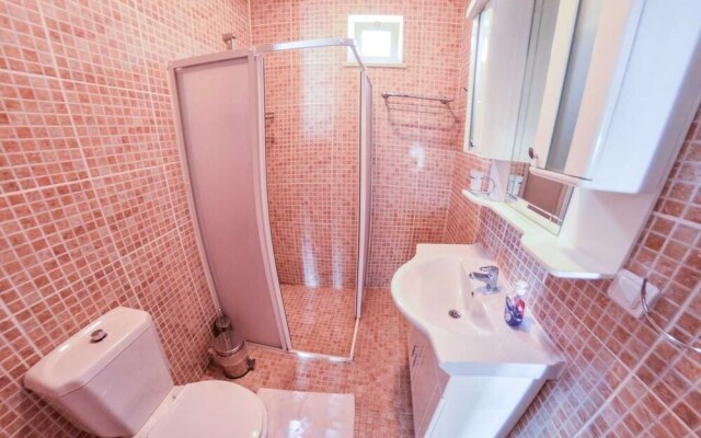 Villa Sunnyside by Lycia Collections