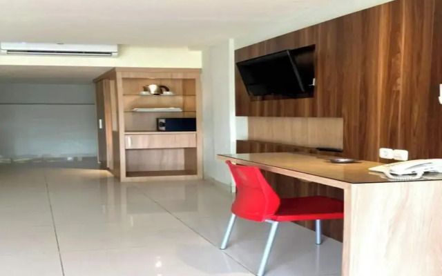 OYO 94050 Happy Room