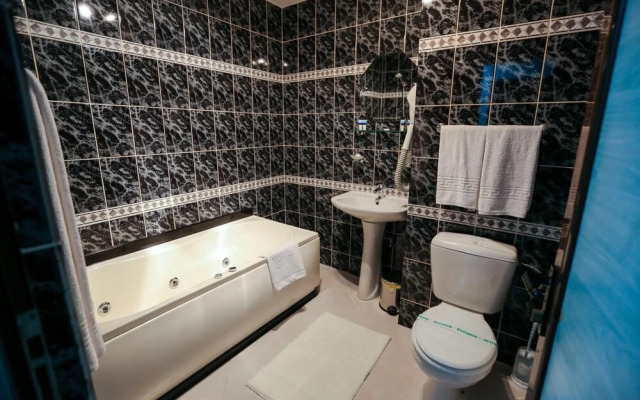 Hotel KRETA