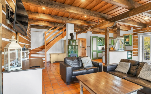 Villa Near Krkonose National Park