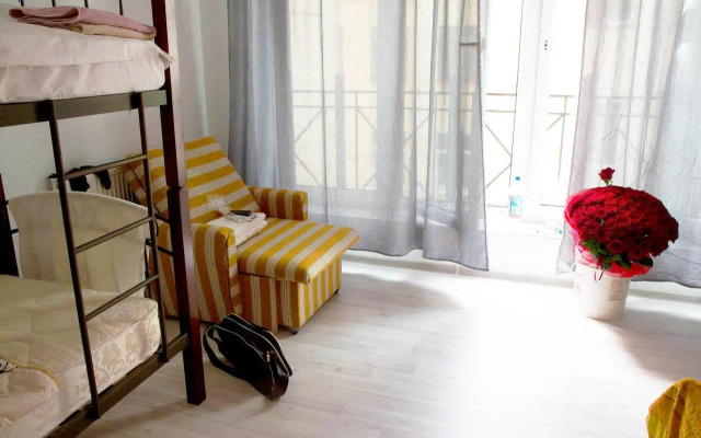 Staroff Hostel