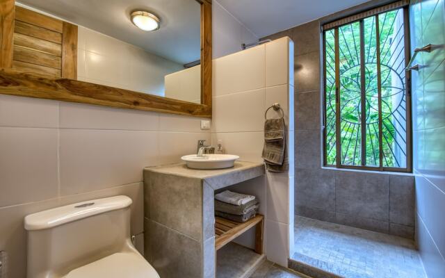 Ananda Guesthouse