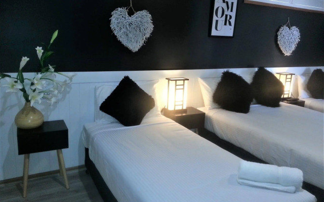 Kurri Motor Inn