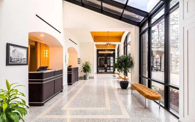 Hotel St. Regis
