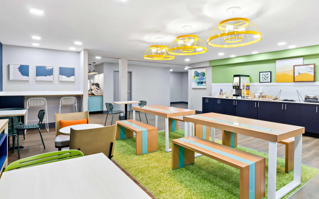 Spark by Hilton Winston-Salem University