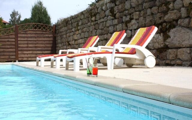 Hôtel au Pont de Raffiny