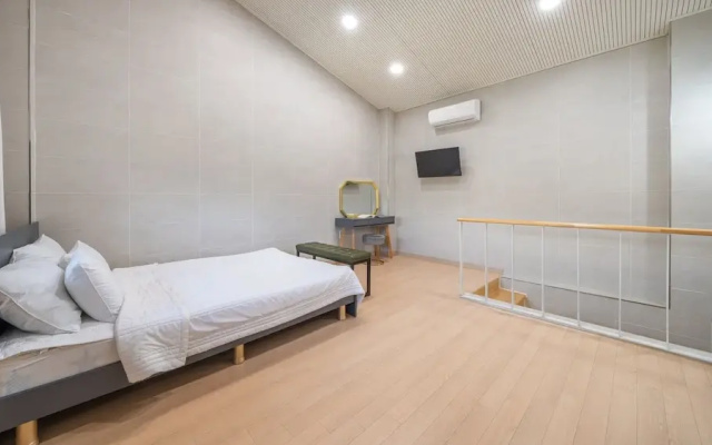 Gapyeong Ddel Poolvilla