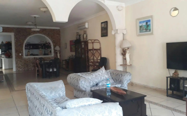 Charlys Hostal