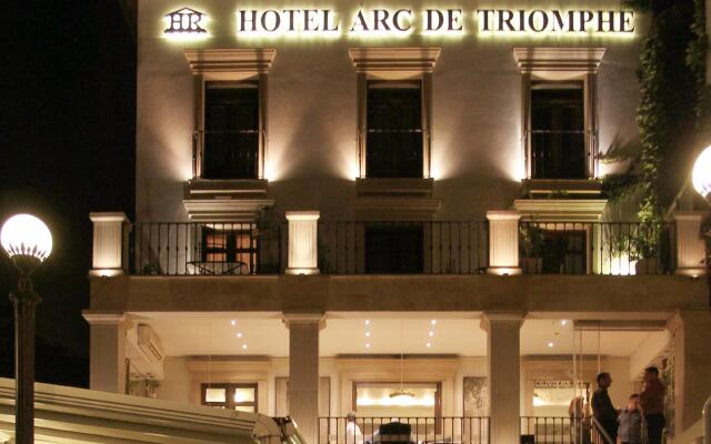 Arc de Triomphe by Residence Hotels