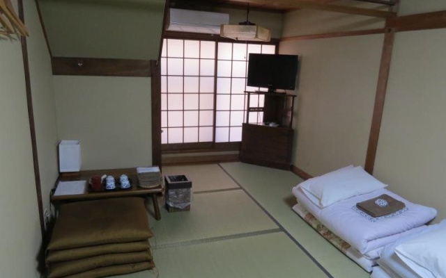 Yadoya Hiraiwa – Guest Rooms – Kyoto