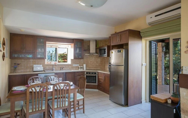 Villa Joely AQ Jo78
