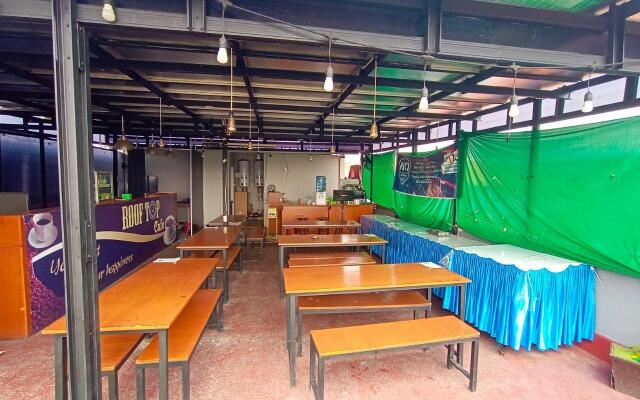 Budi House & Food Station