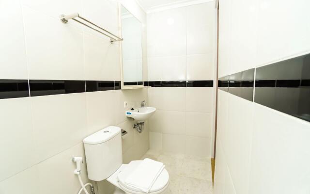 Front One Budget Bekasi