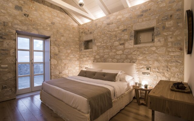 Bassa Maina Villas & Suites