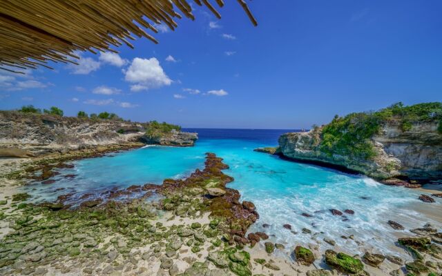 Blue Lagoon Avia Villa