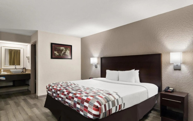 Red Roof Inn Kingsland