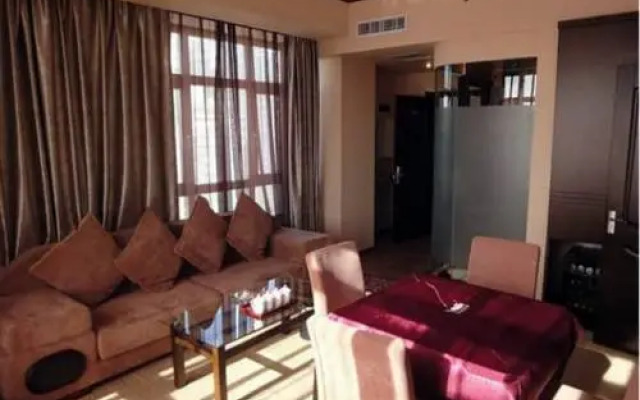 Feilong International Business Hotel