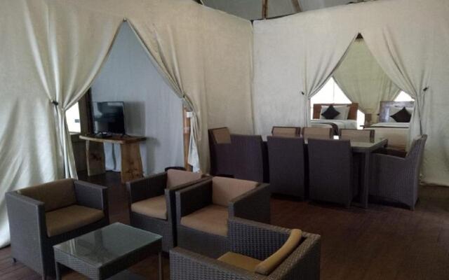 Maribaya Glamping Tent