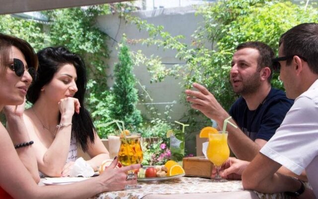 Republic Square Boutique Hotel
