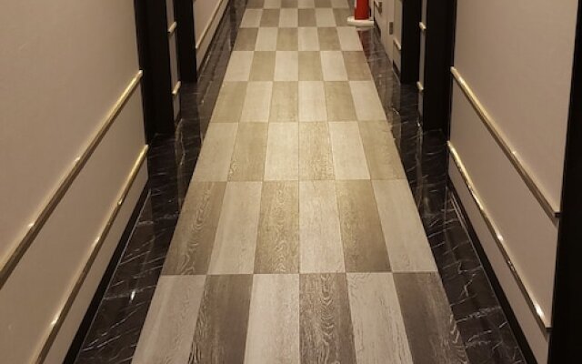 Hotel Chuo Crown