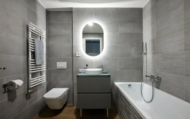 The Amberlyn Suite Hotel