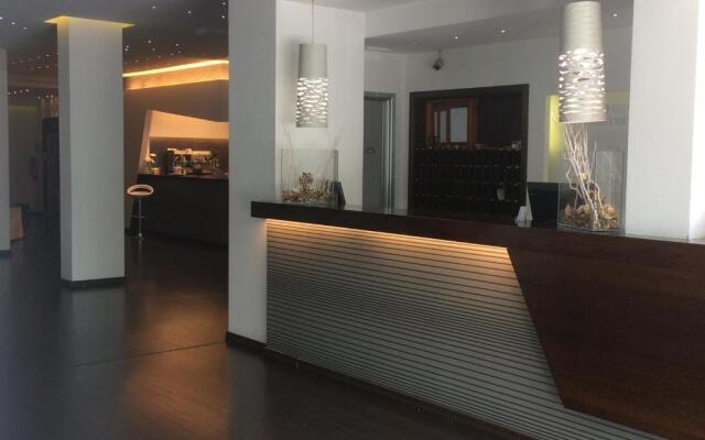 Mediterranea Hotel & Convention Center