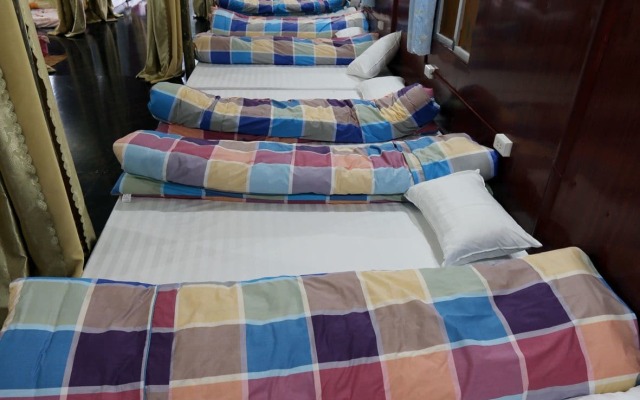 Green Hill Hostel & Homestay