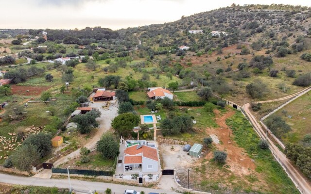 Villa Veneza by Hellovacations