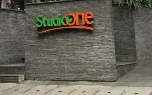 Studio One Hotel