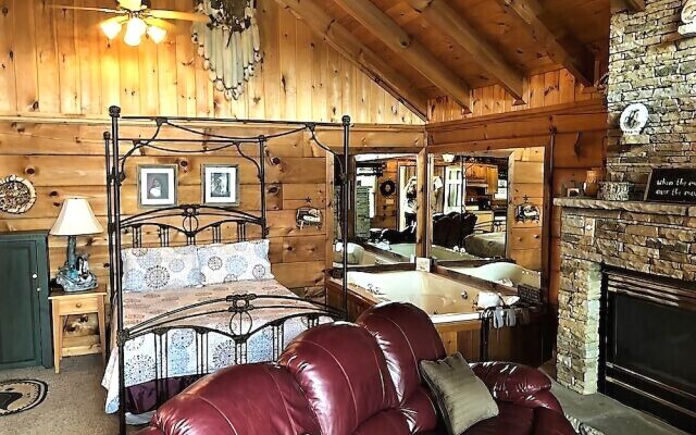 Cherokee - Studio Cabin