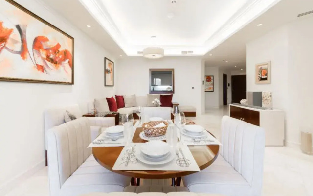 Grandeur Residences