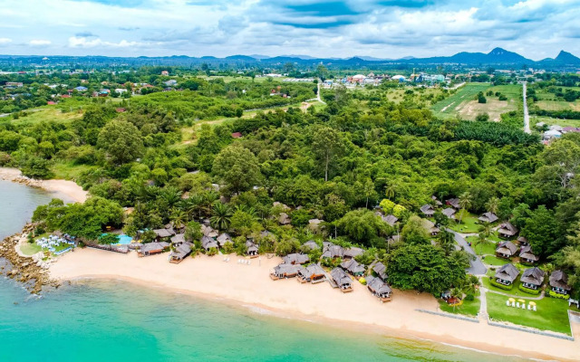 Sunset Village Beach Resort