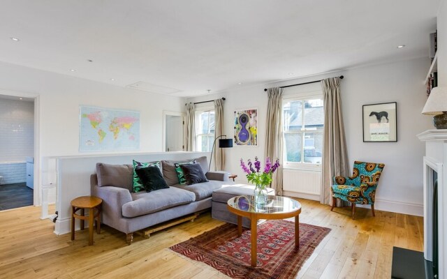 Gorgeous 1BR West London Gem