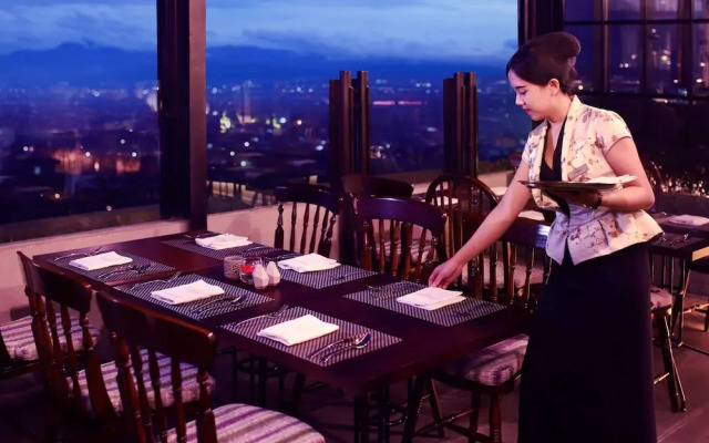 Hotel Mercure Bandung Setiabudi